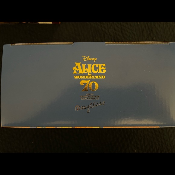 Disney Alice in Wonderland by Mary Blair Creamer and Sugar Bowl Set - Picture 3 of 4